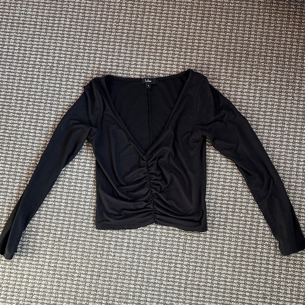 Lulu's Black Ruched Long Sleeve Top
